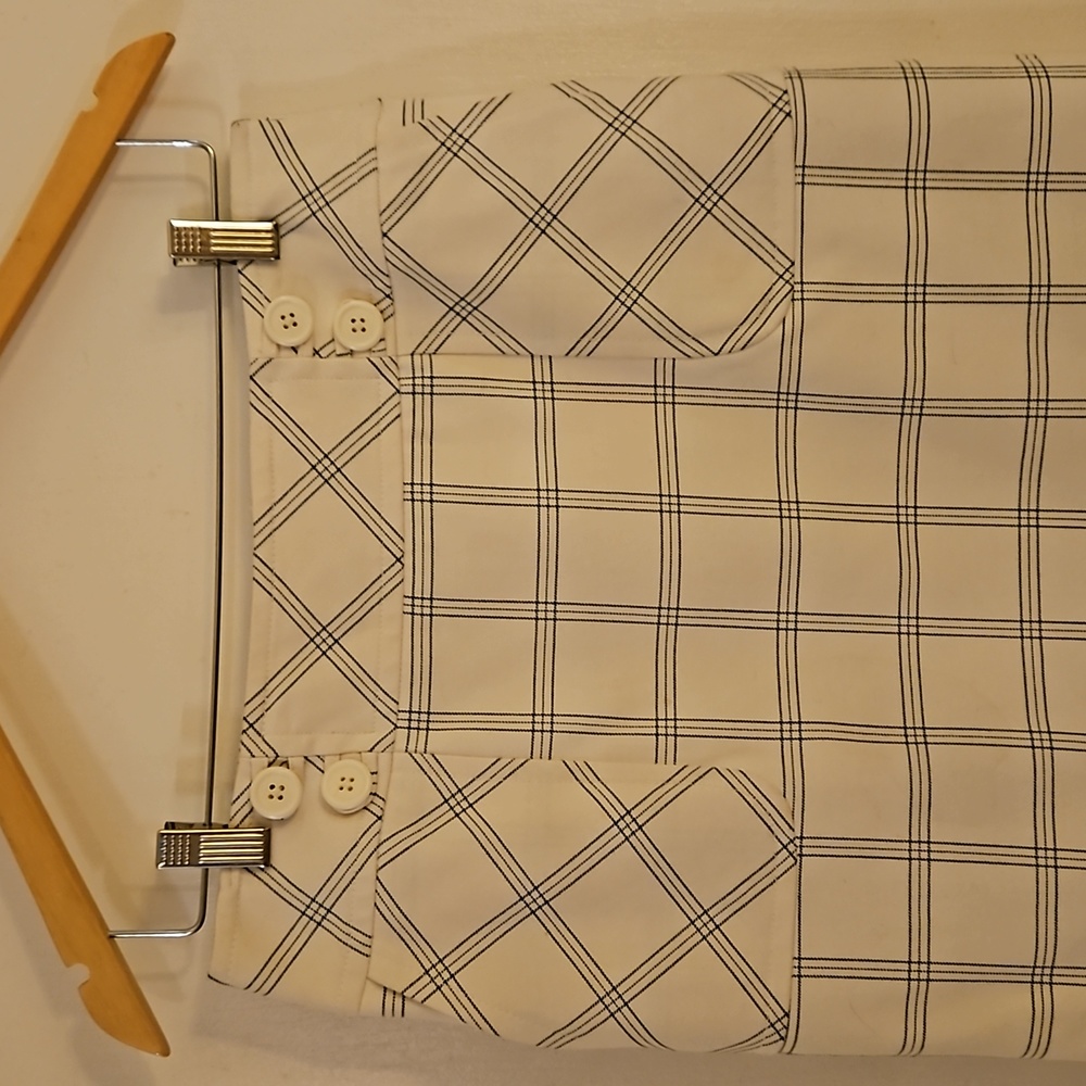 Skirt - Picture 3 of 6